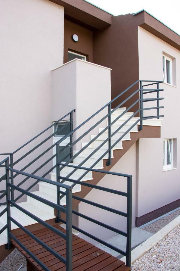 Apartments Melody Mandre Exterior foto